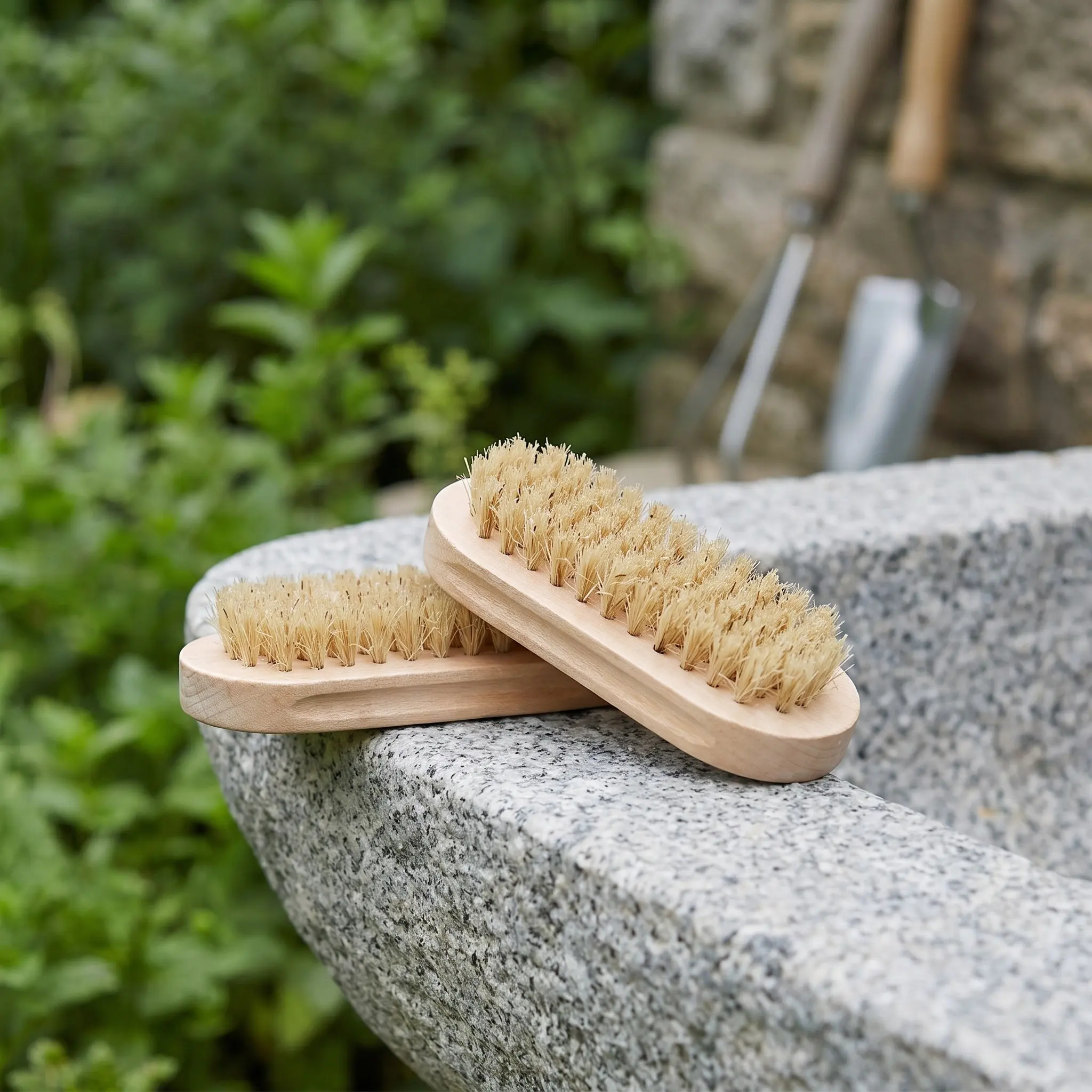 2Pcs Two Sided Nail Brush Boar Bristle Wooden Manicure Pedicure Tool for Scrubbing Dirt Under Nails Hands Feet Face Pet Paws