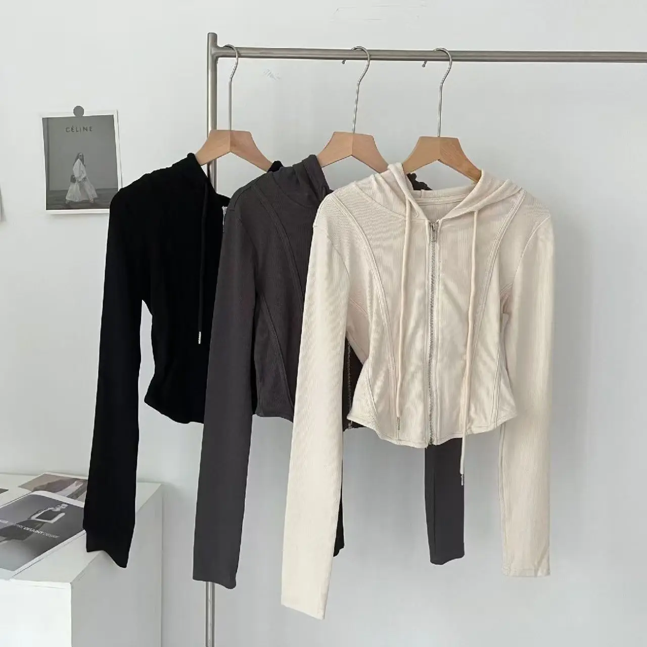 المرأة المحاصيل هوديي 2024 ربيع الخريف عالية الخصر سليم تيشيرت ضيق بأكمام طويلة قميص رياضي الشارع الشهير لينة مثير الحلو نمط S-XL