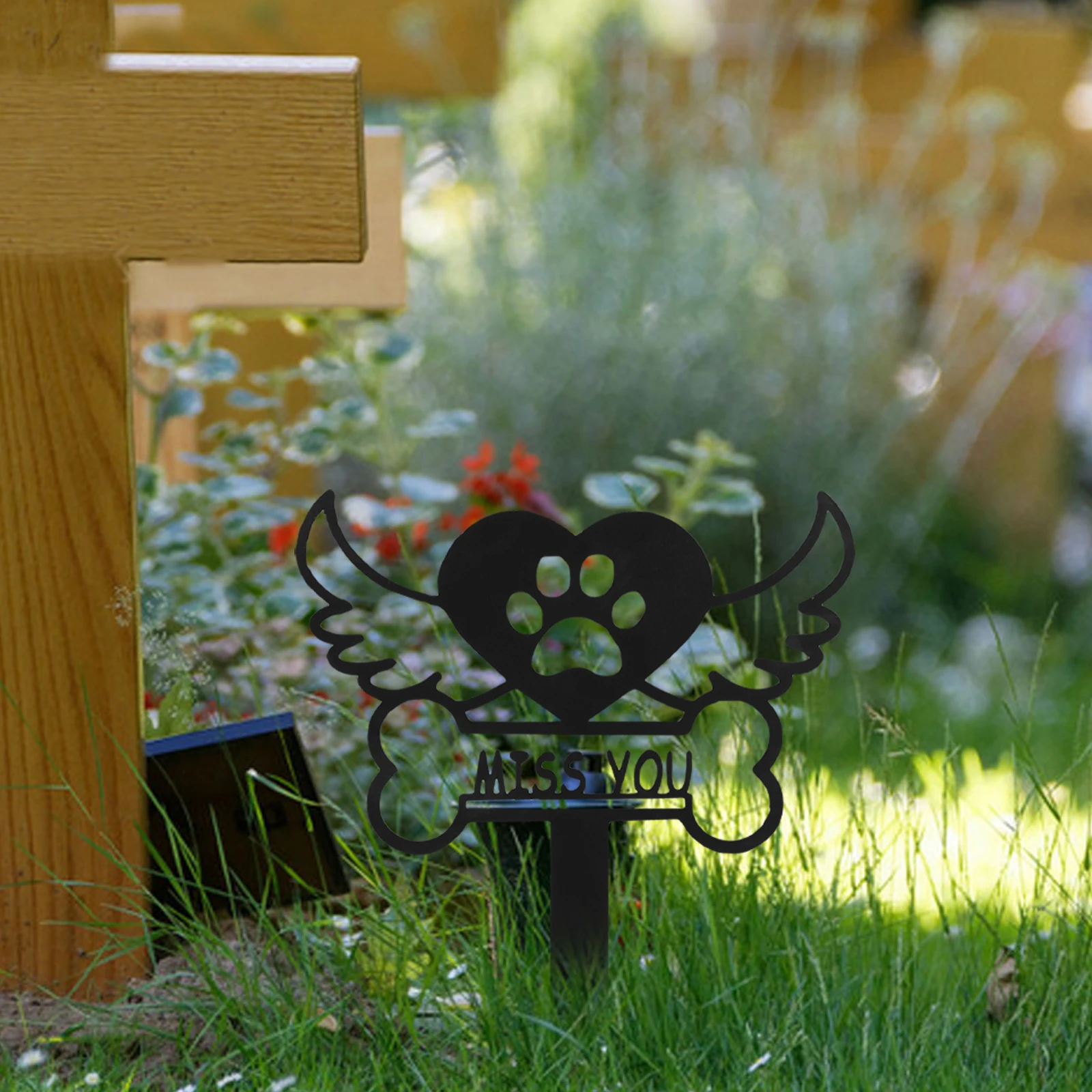 

Grave Heart Shaped Stake Memorial Plaque Wing Cemetery Yard Signs Iron Marker for Pet Remembrance Sturdy Metal Garden Decor