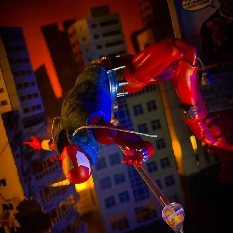 En stock CT186 Scarlet Spider Man Anime figura de acción moda exquisita decoración de escritorio juguete sorpresa niño juguete de cumpleaños regalos