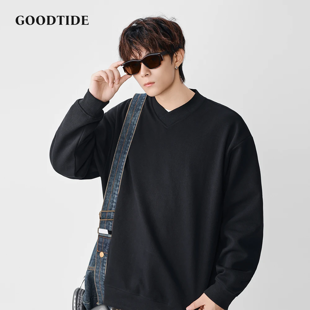 

Fashion Men's Casual V - Neck Sweatshirt 2025 Winter New Minimalist Label Detail Loose Fit Design Men Pullover Top