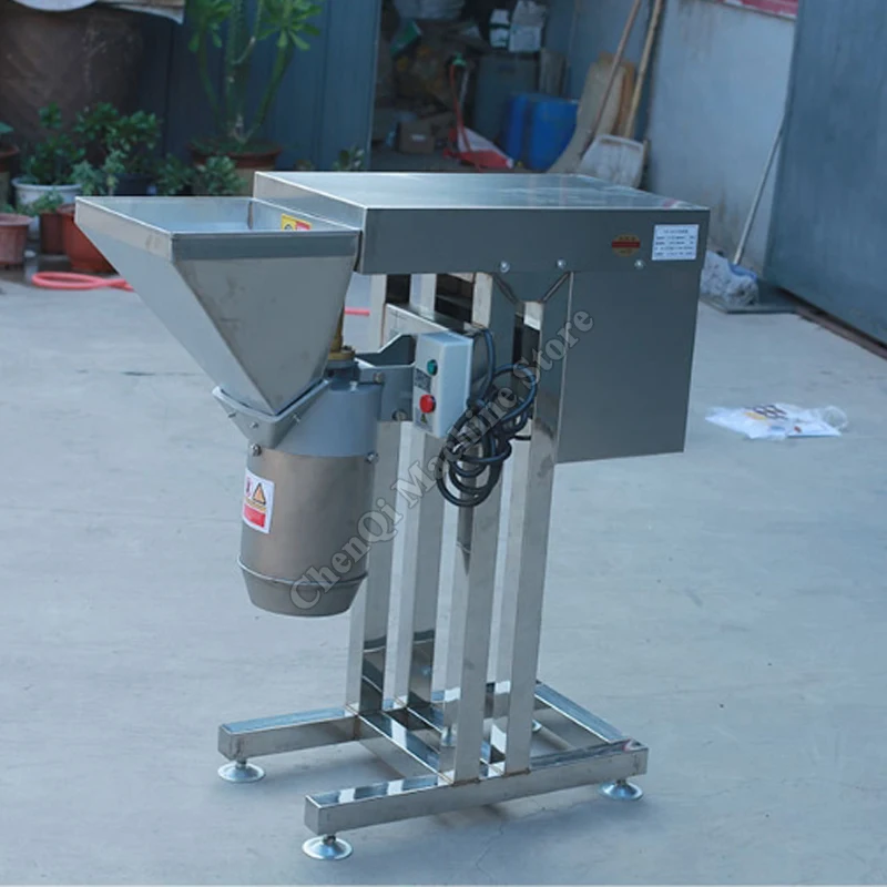 Großer Obst- und Gemüsebrecher, Gemüsefüllmaschine, Taro-Püree-Maschine, Ingwer-Knoblauch-Chili-Zerkleinerer auf dem Meer bis zum Hafen