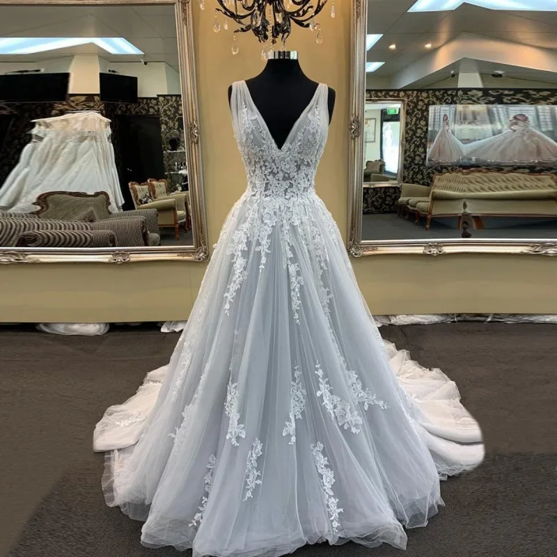 GUXQD a-line scollo a v abiti da sposa da donna Appliques di pizzo abiti da sposa senza maniche abiti da cerimonia Vestido De Noiva robe de mariée