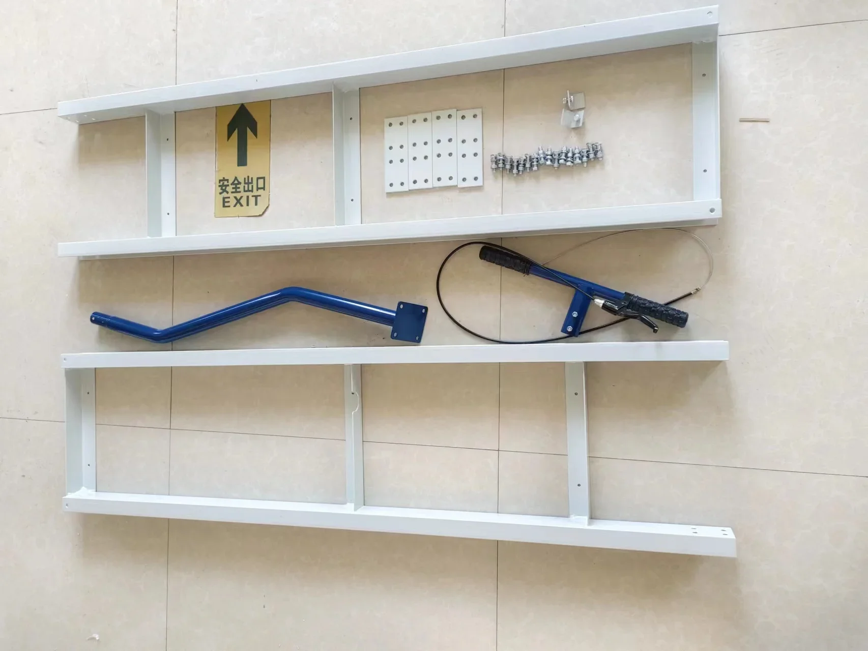 

Ленточная пила по дереву, бензопила для деревообработки