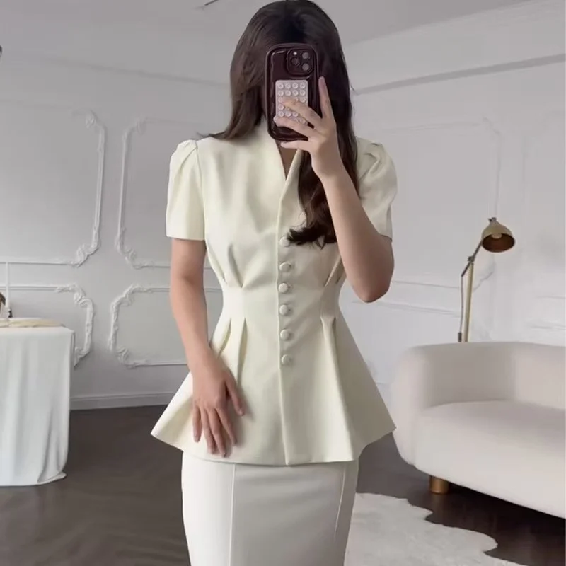 Elegant Single-Button Slim Fit Pure Color Suit Jacket Women's Fashion Design V-Neck Short Sleeve Business Casual Top