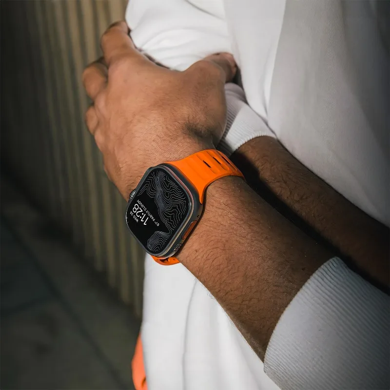 Silicone Sport Strap For Apple Watch Band 49mm 46 42 44 40 38 45 41mm Bracelet iWatch Series Ultra 2 12 11 10 9 8 7 6 5 4 3 SE