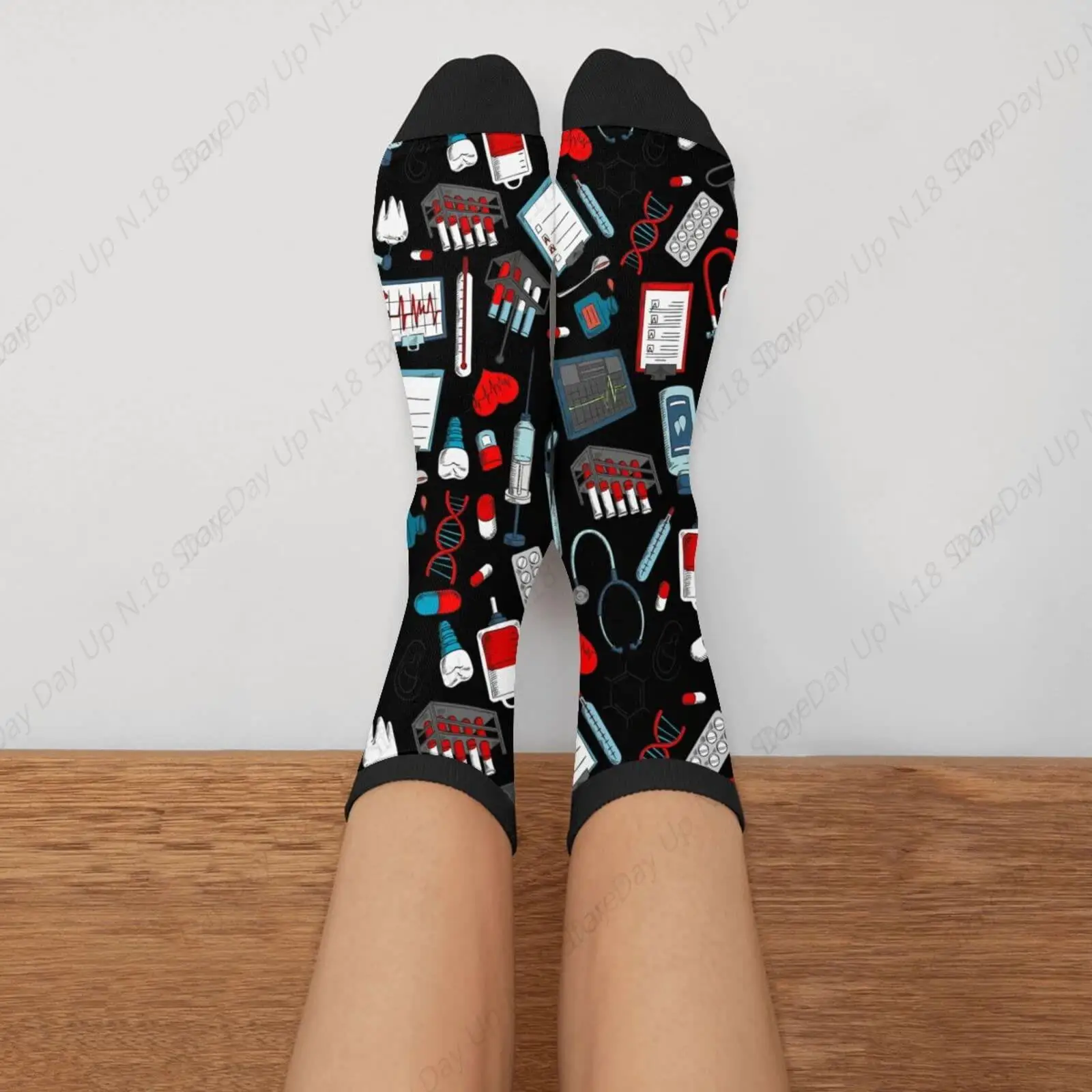 Medical Supplies Doctor Stethoscope Pills Microscope Heart Dna Novelty Fun Crew Socks Comfortable Men\'S And Women\'S Socks