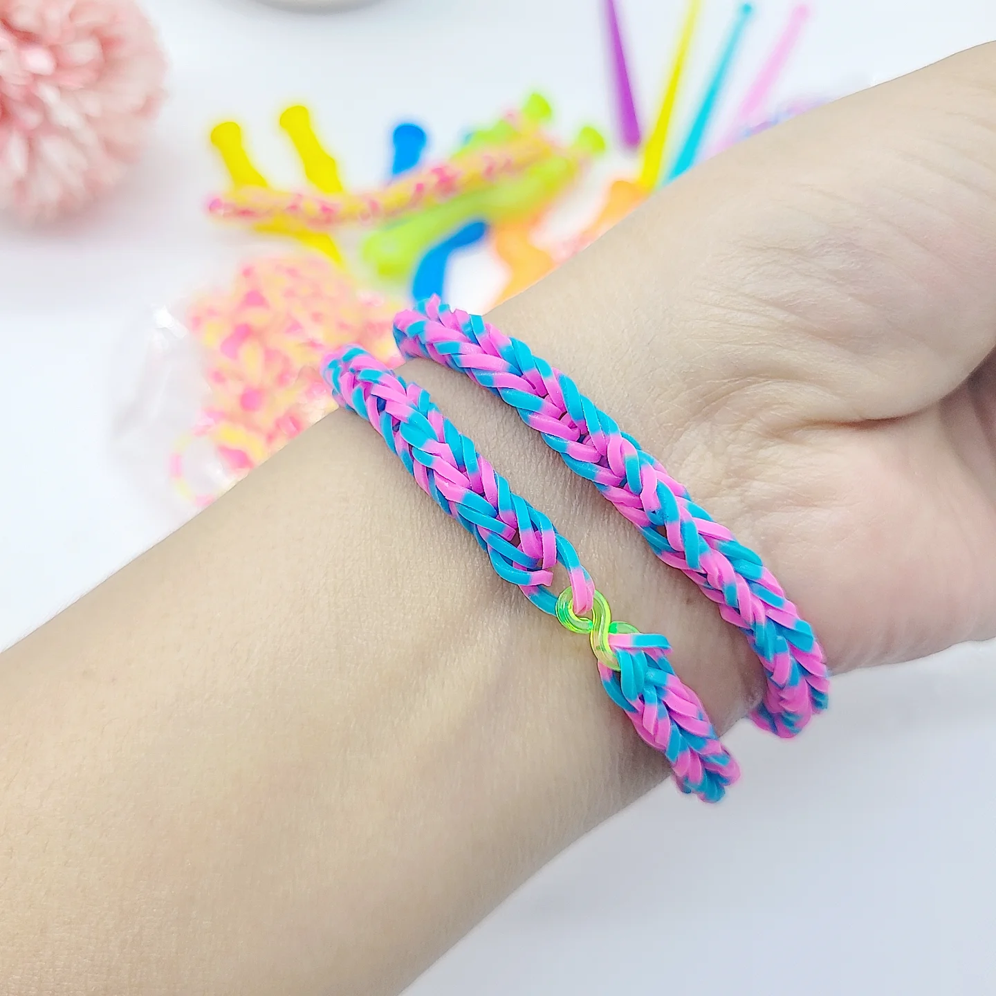 Friendship Bracelet Set, Includes 2 Large Plastic Slingshots, 2 Plastic Crochet Hooks, 100Pcs Transparent S-Clips, 100Pcs Colorful S-Clips, 450Pcs Pink and Blue Rubber Bands, 450Pcs Pink and Yellow Rubber Bands, DIY Friendship Bracelet Making Kit, Crafts, Halloween and Christmas Party Supplies, Perfect Small Gifts view 4