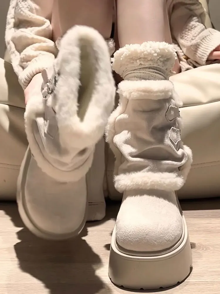 

Women's Thick Bottom Fleece Lined Snow Boots Winter Warm Northeast Fur Cotton Shoes Retro Style Short Tube Rubber Sole