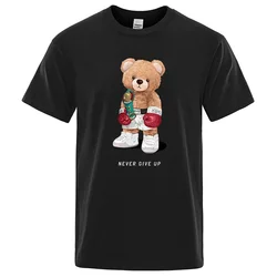 Strong Boxer Teddy Bear Never Give Up Print divertente t-shirt uomo cotone Casual maniche corte allentato Oversize XS-XXXL Tee abbigliamento