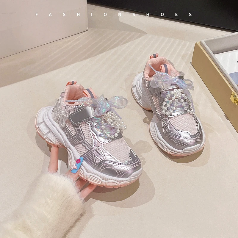 Sepatu Putri Anak Perempuan Sepatu Kets Anak Warna Permen Manis Trendi 2025 Sepatu Lari Anak Musim Semi Musim Gugur Mutiara Bersirkulasi Jaring