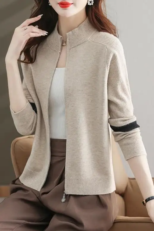 

New Spring and Autumn Sweater Jacket for Women Casual Zipper Knitted Stand-collar Cardigan Top Niche Versatile Korean Style
