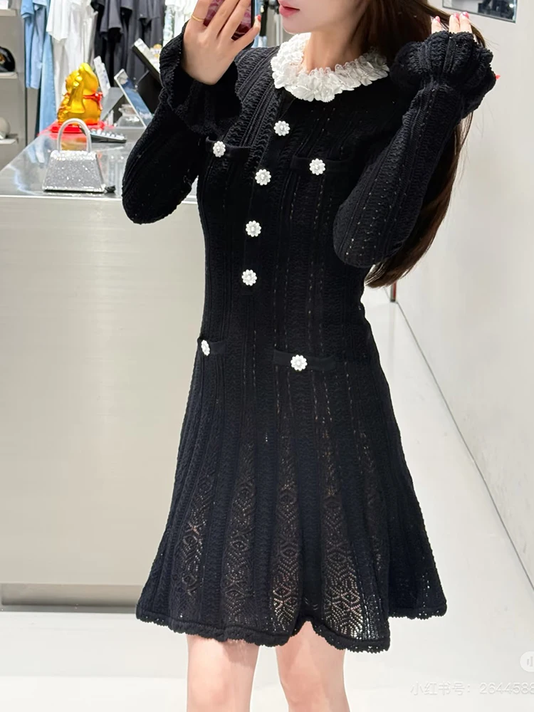 2026 Autumn New Style French-style Petite Chinoized Three-Dimensional Flower Openwork Knitted Dress for Women