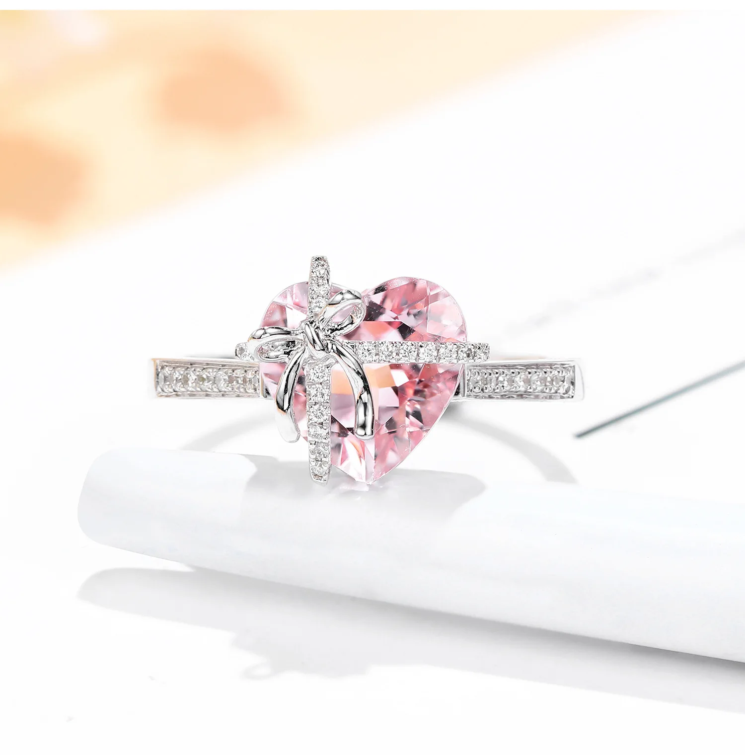 925 Sterling Silver Shining Powder Heart High Carbon Diamond Gift Design Sweet Ladies Ring Jewelry