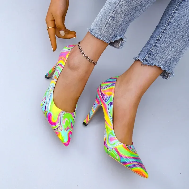 2024 Spring and Autumn Fashion Graffiti Large Shallow Mouth Shoes Pointed Colorful Versatile Women\'s High Heels Single Shoes