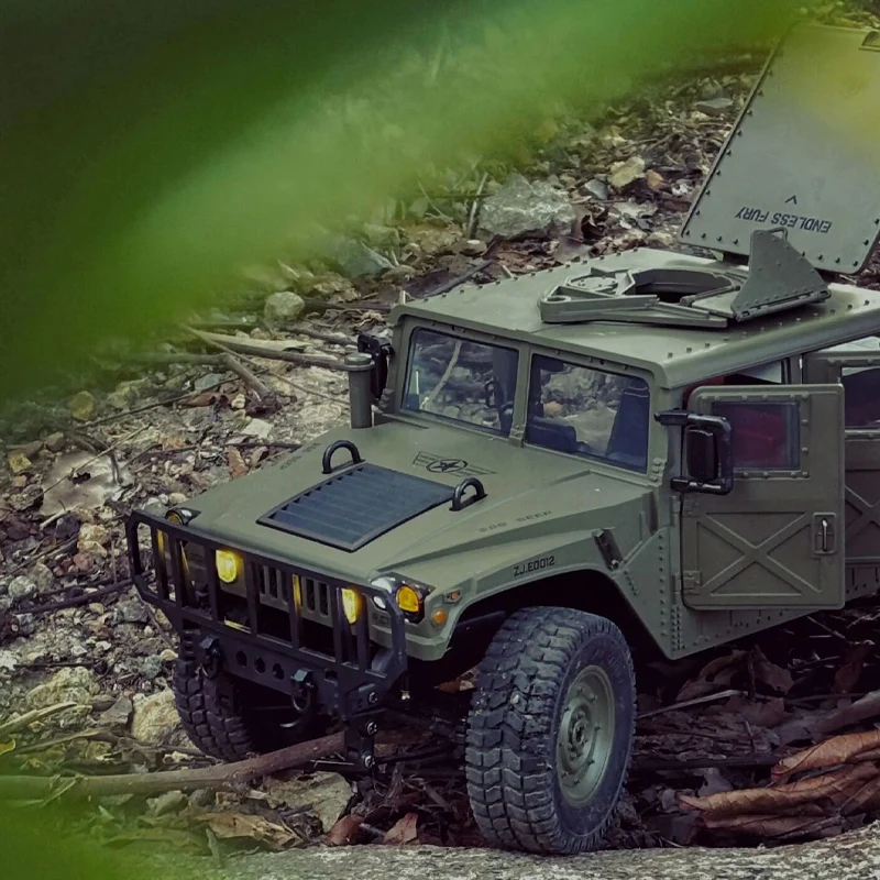 RC카 시뮬레이션 4륜구동 전지형 RC 오프로드 클라이밍카 2.4G 이동식 도어 군용 모델 자동차 장난감 선물용
