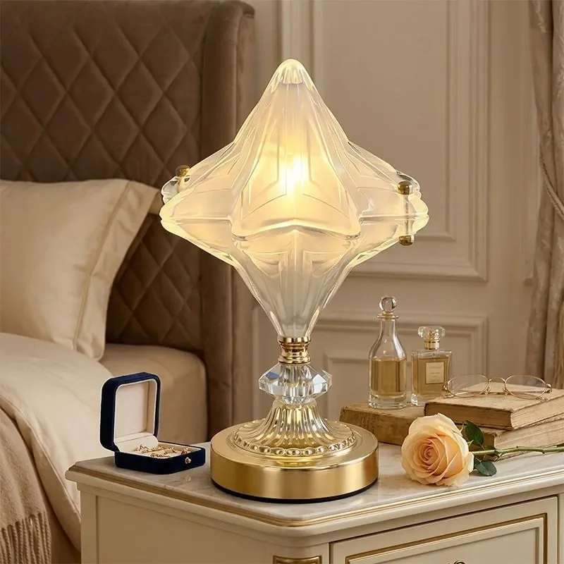 Vintage French Style Crystal Table Lamp Luxury Glass Bedside Light for Bedroom Decor Medieval Atmosphere Night Light High End