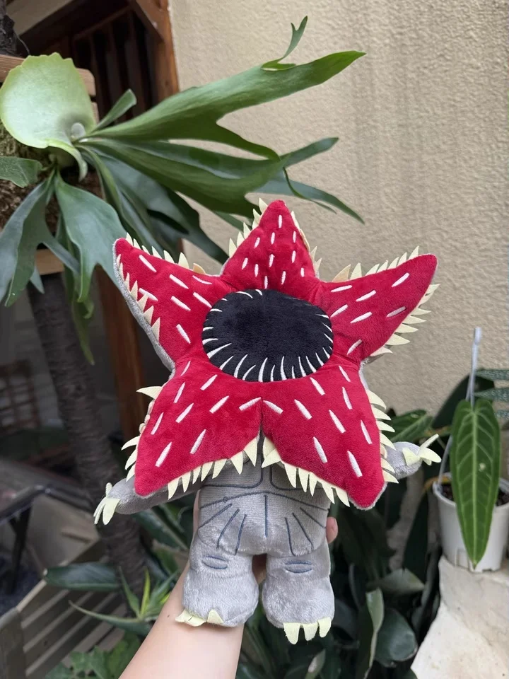 Estranho monstro brinquedo de pelúcia homem comendo planta boneca criatura recheada assustador casa exibição festa peça central para adolescentes crianças presente