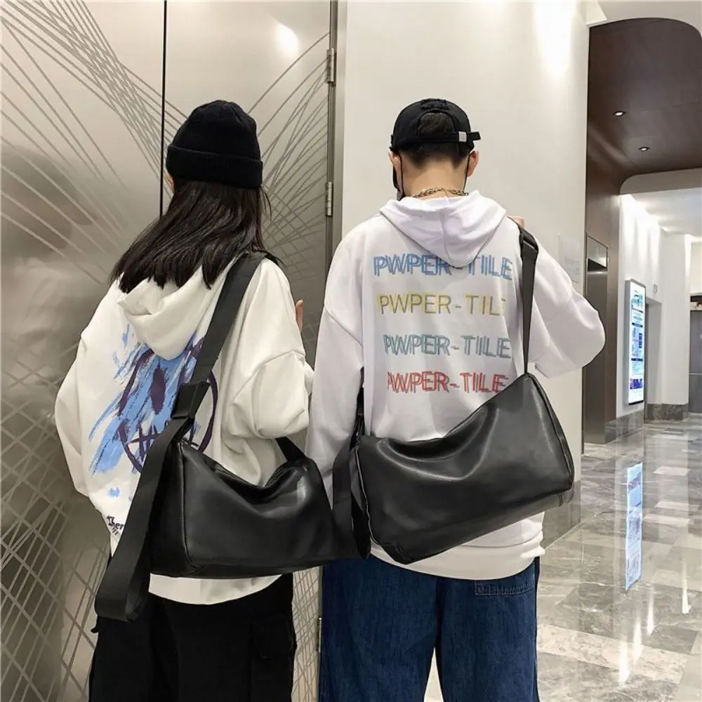 

INS Men's Crossbody Bags Vintage Style Large Capacity Black Single Shoulder Bag Adjustable Shoulder Strap PU Leather