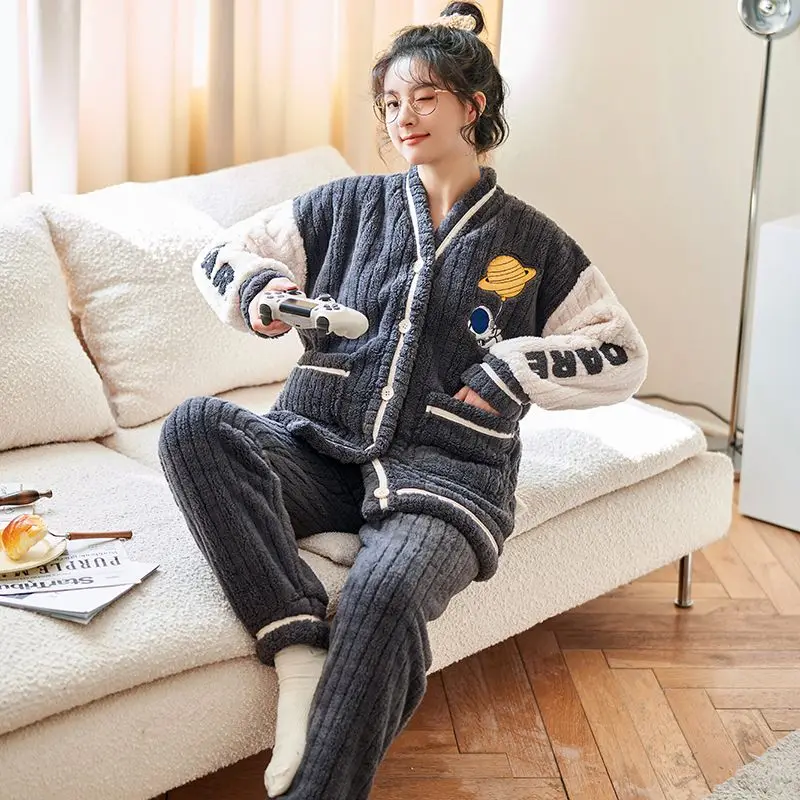 145Kg Flannel Pajamas Women's Loose High-value Buttons Autumn and Winter Coral Fleece Student Sweet Loungewear Thick Comfortable