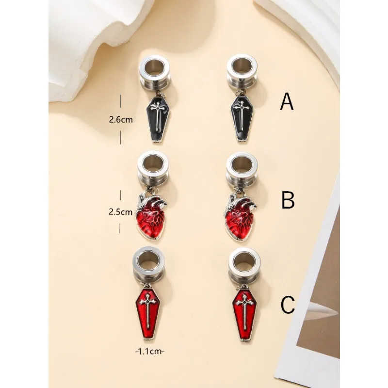 1pair Retro Dark Goth Punk Wind Auricle Ear Expansion Black Red Heart Cross Ear Spool Jewelry