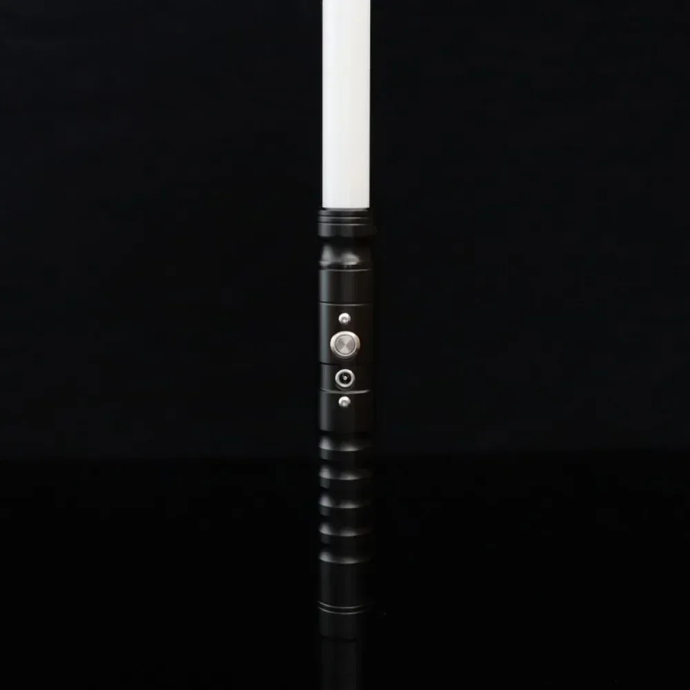 Sable de luz Rgb de alta calidad de 80cm, mango de Metal, sonido de 7 colores que cambia, sable de luz láser, juguetes para niños, regalos de navidad