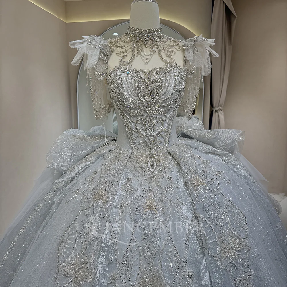 Eleganckie suknie balowe księżniczki na ślub, z wysokim kołnierzem, koronką, marszczeniami, szyte na miarę suknie ślubne z trenem،فستان حفلات