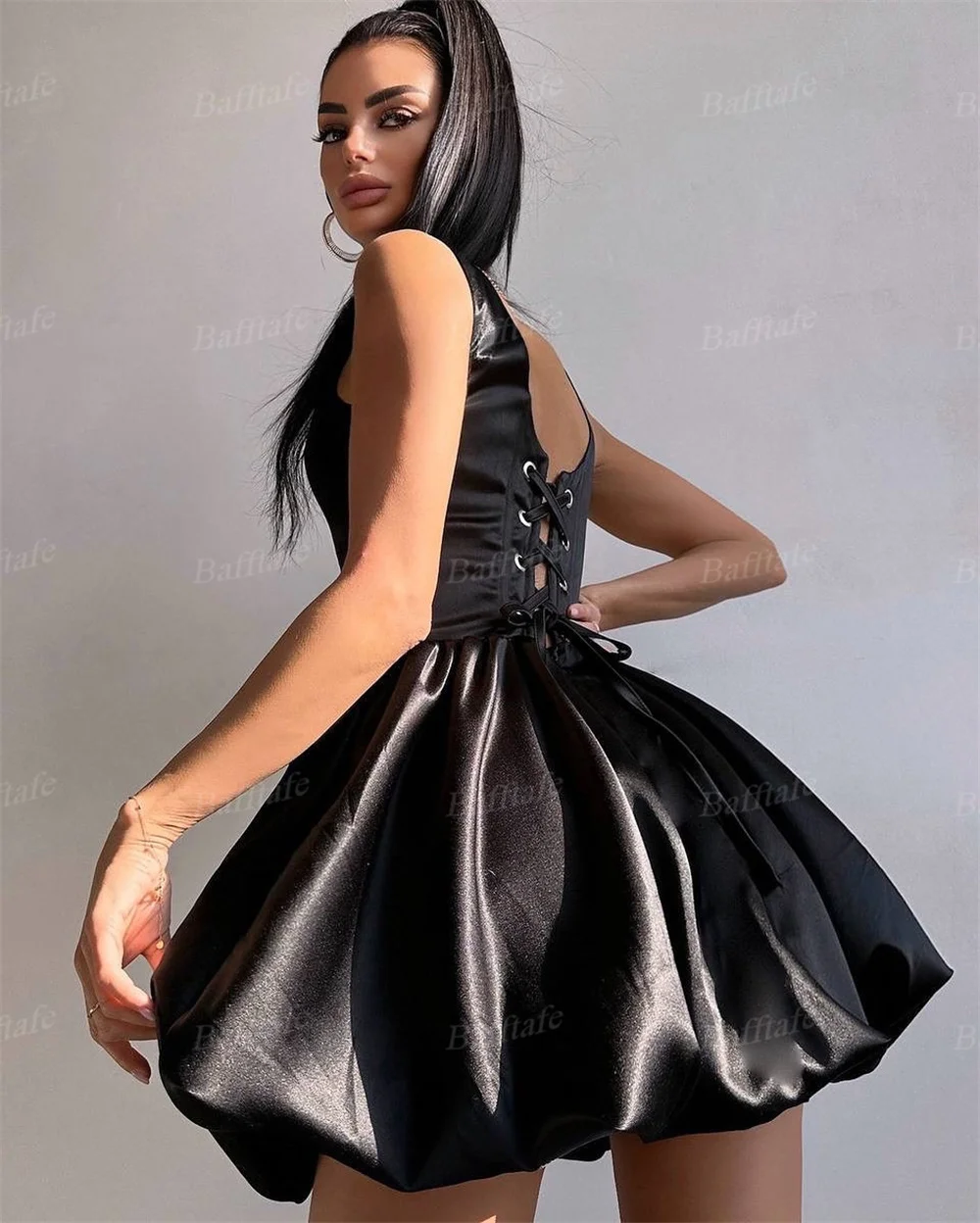 Bafftafe A ラインサテンカスタマイズされたミニウエディングドレスコルセットバック膝上フォーマルパーティーホームカミングドレス女性衣装機会
