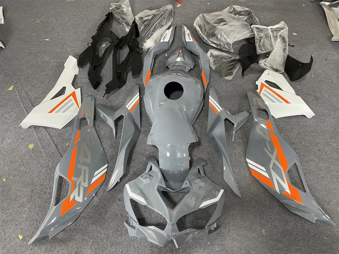 Motorcycle fairing fits ZX-4R 2019 2020 2021 2022 2023 2024 ZX-25R 19 2021 22 23 24Year Body fairing Gray orange White