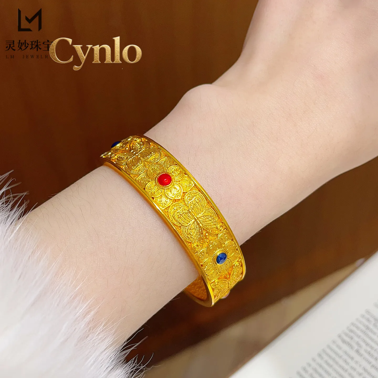 Cynlo Jewelry Butterfly & Flower Wide Bangle Women's 24K Gold AU999 -Guochao butterfly-flower style, luxurious elegance, for ban