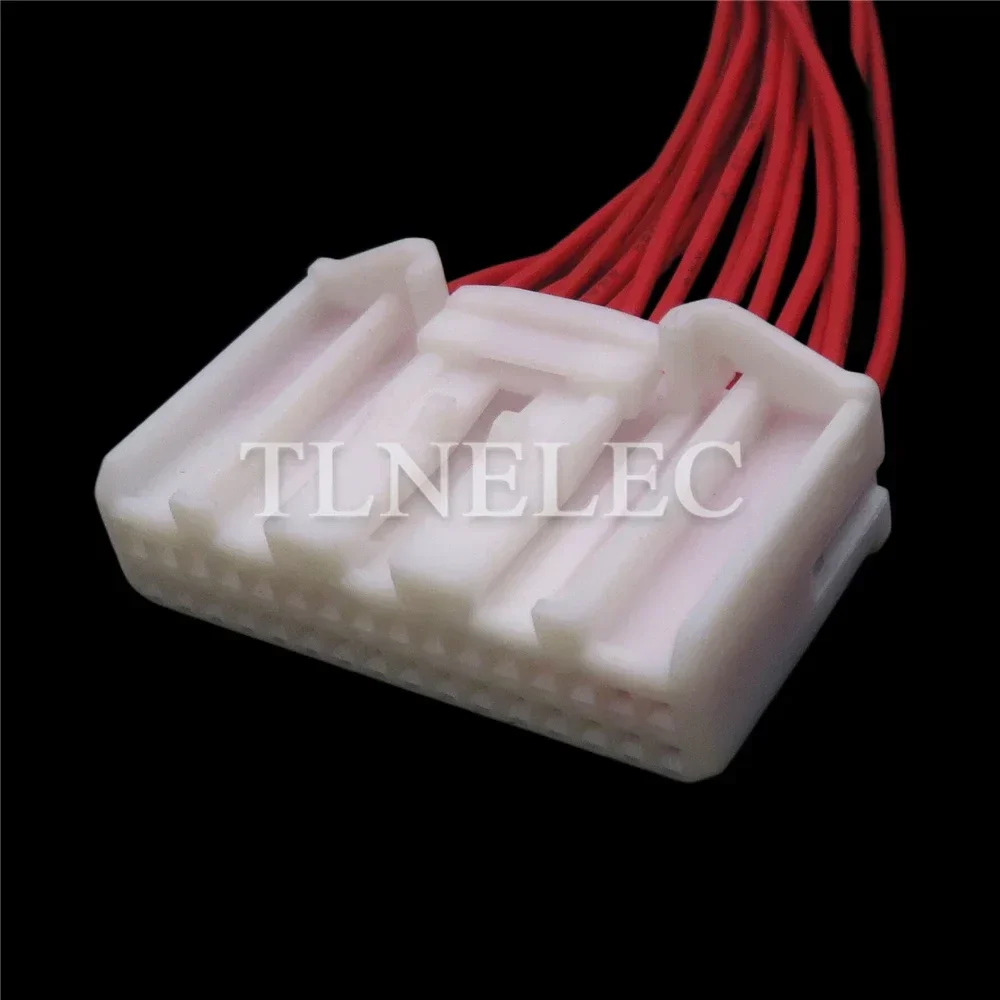 32 Pin Way Auto Sockets with Wires Car Navigation Host Instrument Wire Cable Connector For Toyota 1318747-1 1473799-1 1612268-1