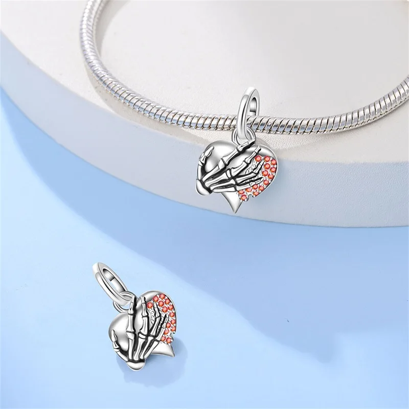 

925 Sterling Silver Dark Night Heart Holding Charms Pendant For Women Fit Original Bracelet DIY Birthday Party Jewelry Gifts
