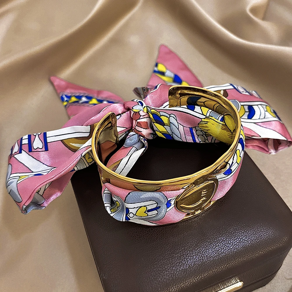 

DODOHAO Luxury Women's Stainless Steel Bracelet Wide Bangle Bohemian Bowknot Silk Scarf Ribbon Cuff Bracelet Jewelry Accessories
