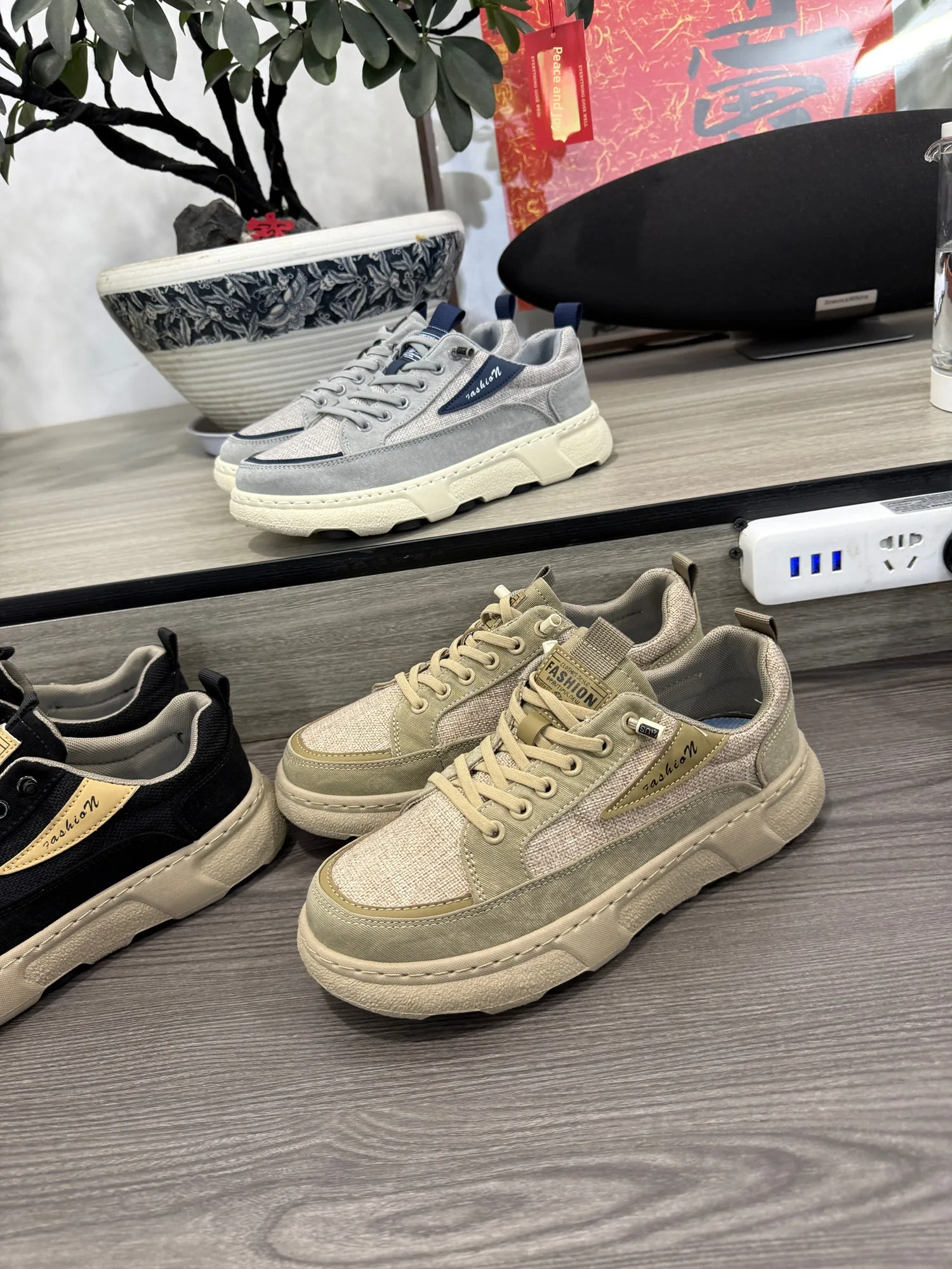 Men's Cotton Linen Slip-On Casual Walking Shoes Breathable Lightweight Soft Bottom Versatile Spring Summer Flat Head Thick Heel