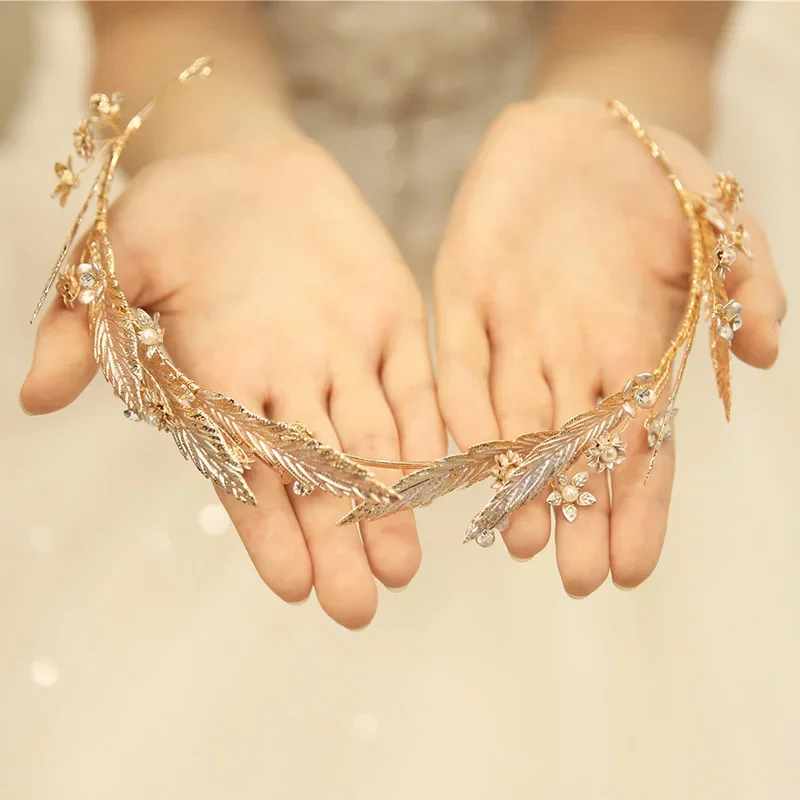 

Золотистая винтажная свадебная тиара-корона с листьями и цветами для женщин, для вечеринок и выпускных, ручной работы