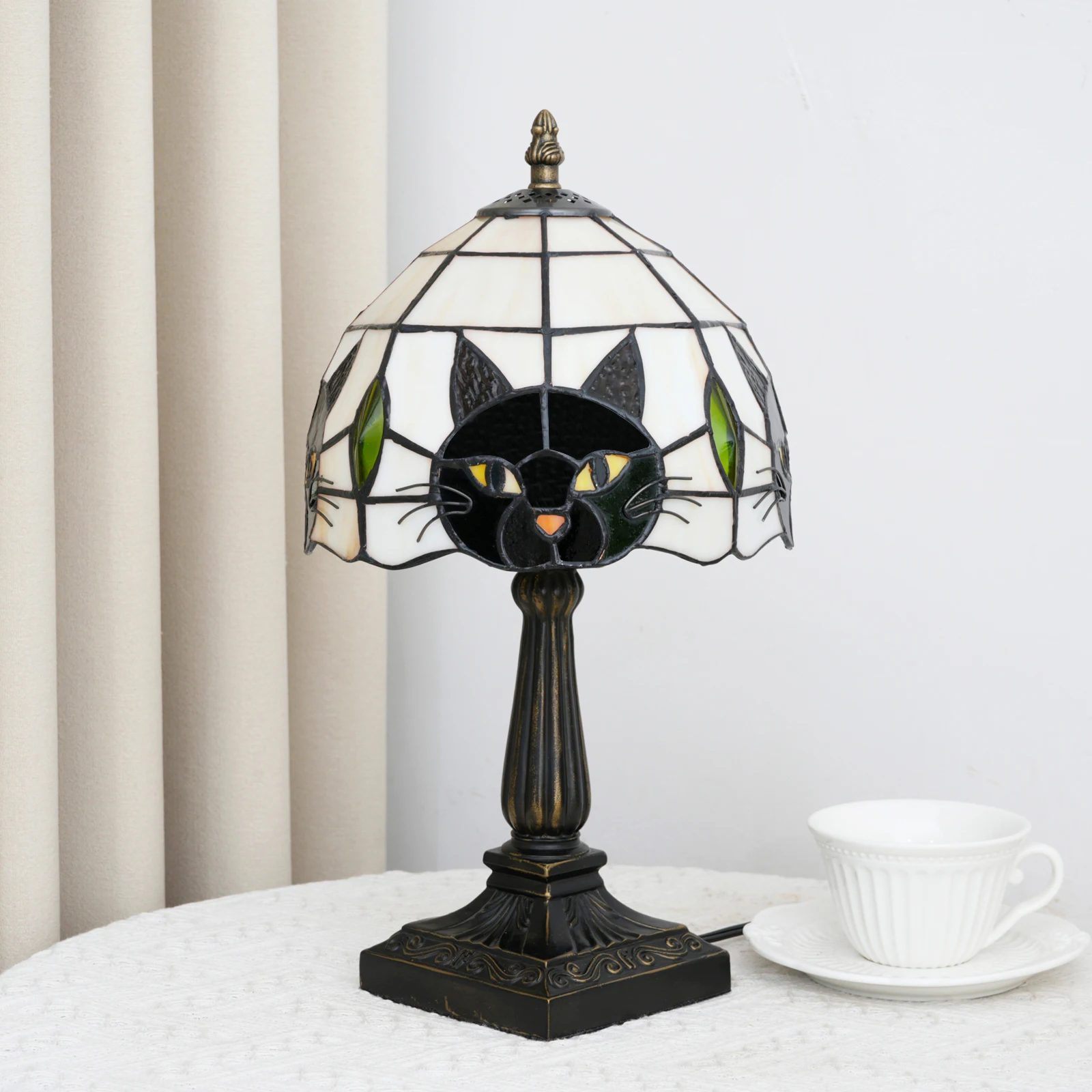 Halloween Black Cat Tiffany Style Table Lamp Stained Glass Retro Square Base Desk Lamp for Home Office Bar Festival Decor Lights