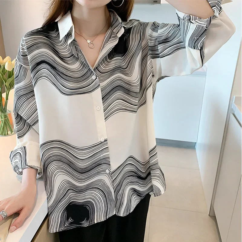 Spring Summer Women Long Sleeves Shirts Lady Turn-down Collar Tops Female Loose Casual Street Shirts Button Up Vintage Blouse