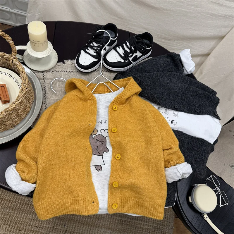2026 Autumn/Winter New Children's Solid Color Star Hoodie Single Row Button Soft Sticky Sweater