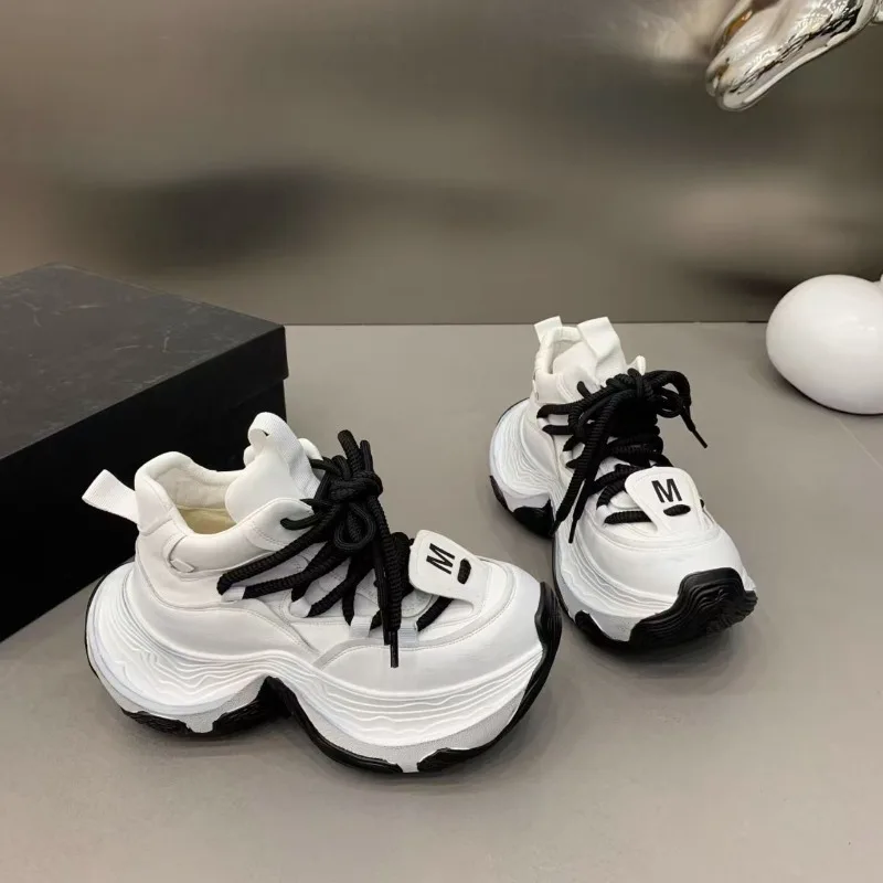 Trendy Dad Shoes Women High Top Lace Up Sponge Cake Thick Sole 2026spring/summer New Item Hot Selling High-quality Sports Shoes