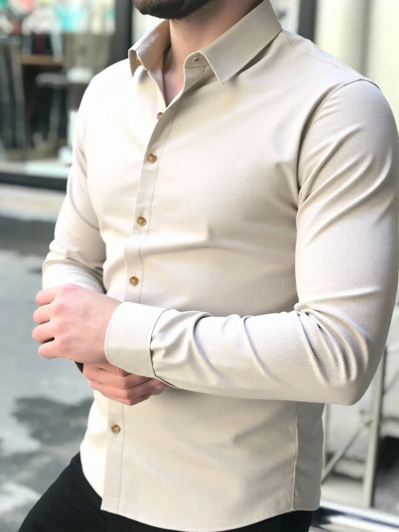 

Men's Solid Color Long Sleeve Casual Shirt - Linen Blend, Loose Fit, Gold Buttons