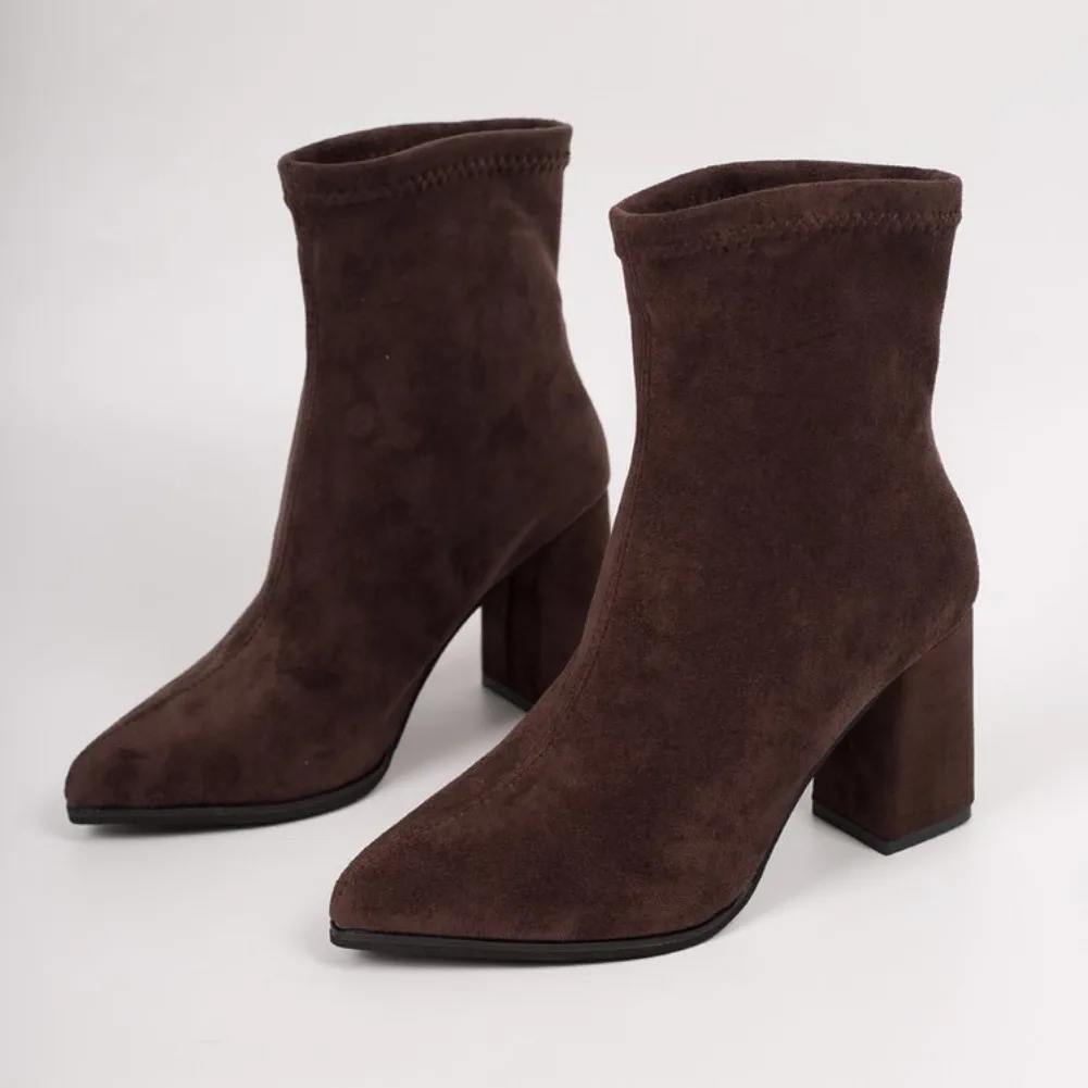 2026 Winter Damenstiefel Spitze Stretch-Sockenstiefel Modische Einfarbige Damenschuhe Hochhackige Kurze Stiefel Moderne Damenschuhe – Detail 16