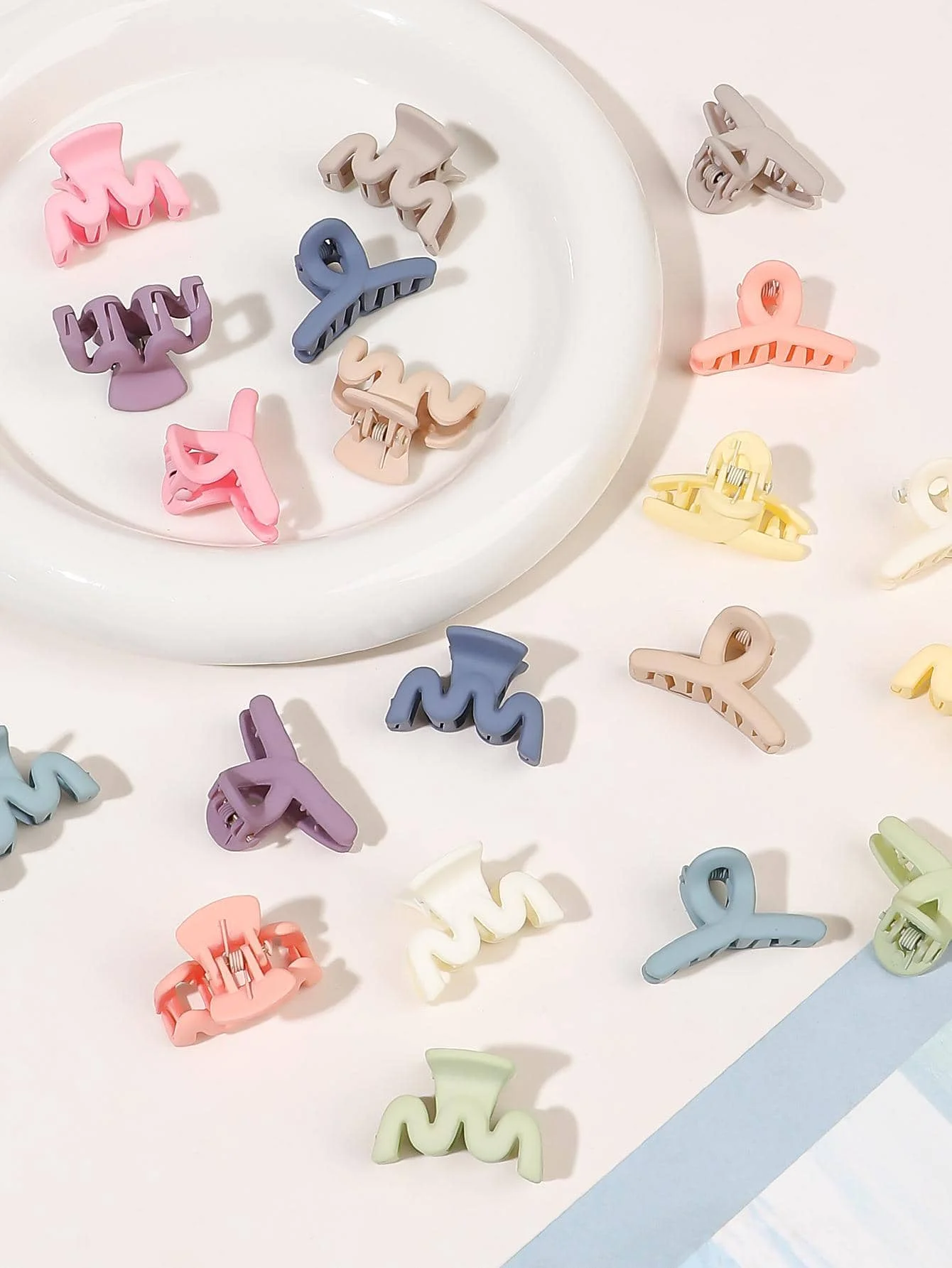 20Pcs Candy Random Color Small Cute Mini Wavy Hair Claw Clips for Women Girls,1.1in Nonslip Bangs Pins Hair Accessories for Kids