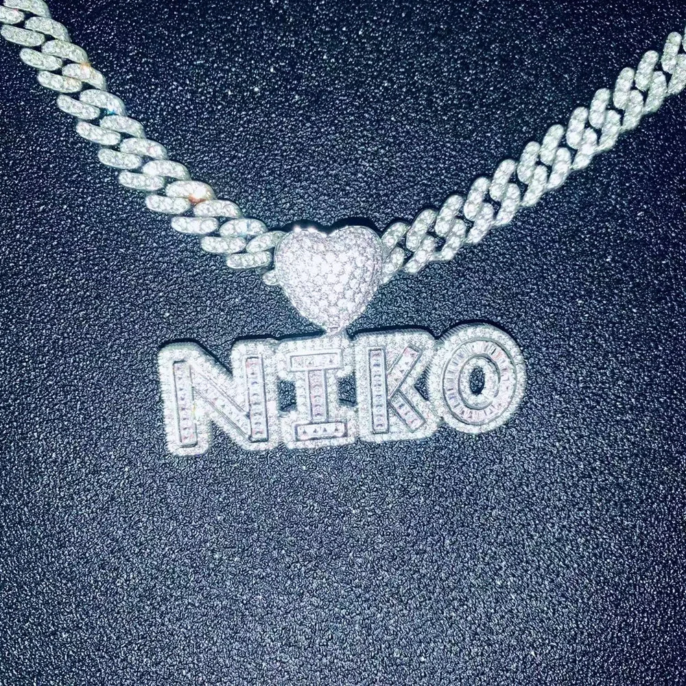 Personalized Zircon Iced Out Letters Necklace Customized Name Necklace with Heart Cuban Chain Necklace for Men Hip hop Jewelry