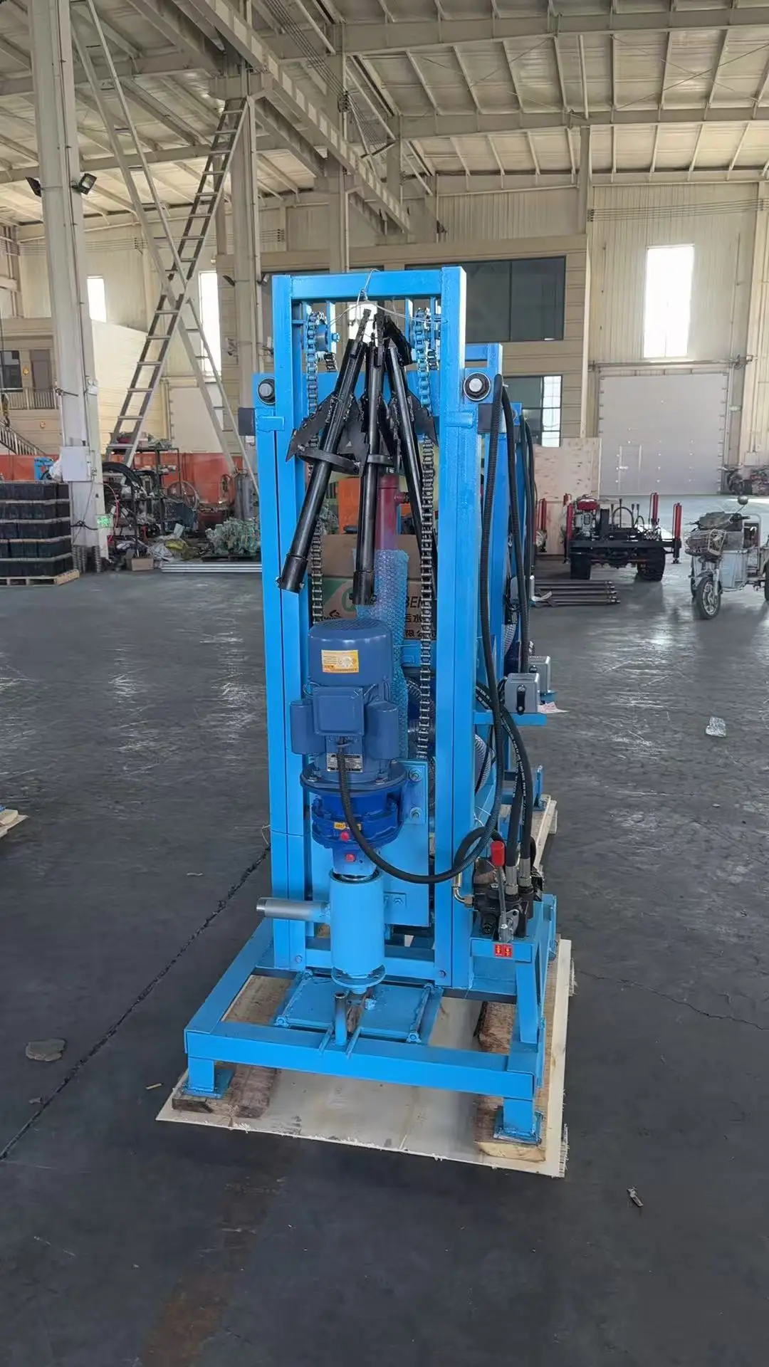 カスタマイズ可能な家庭用100m掘削リグ、220V/380V小型電動井戸掘削リグ