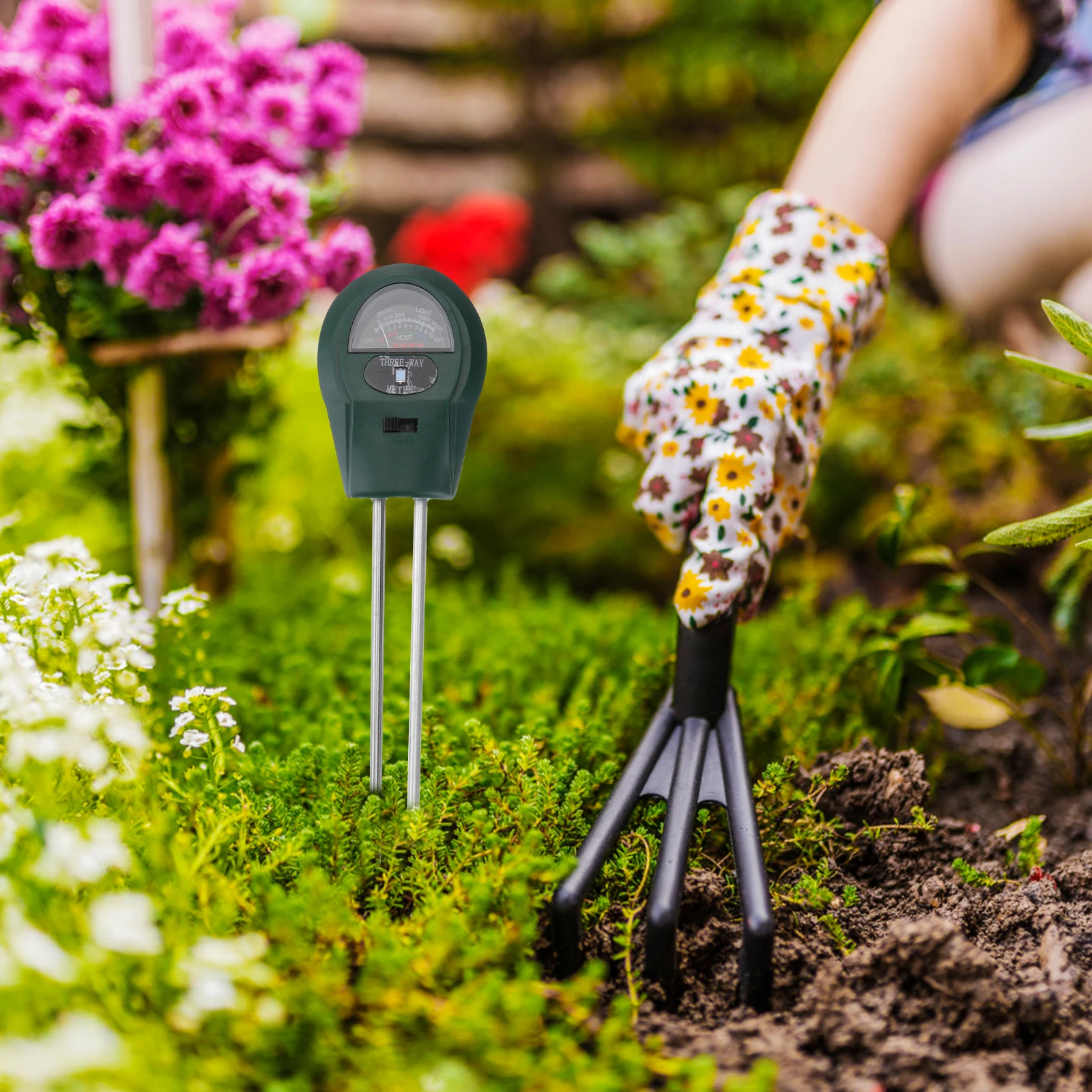 

3 in 1 Soil Moisture PH Fertility Tester Compact Design for Greenhouse Flowerpots Accurate Soil Analysis No Batteries Needed