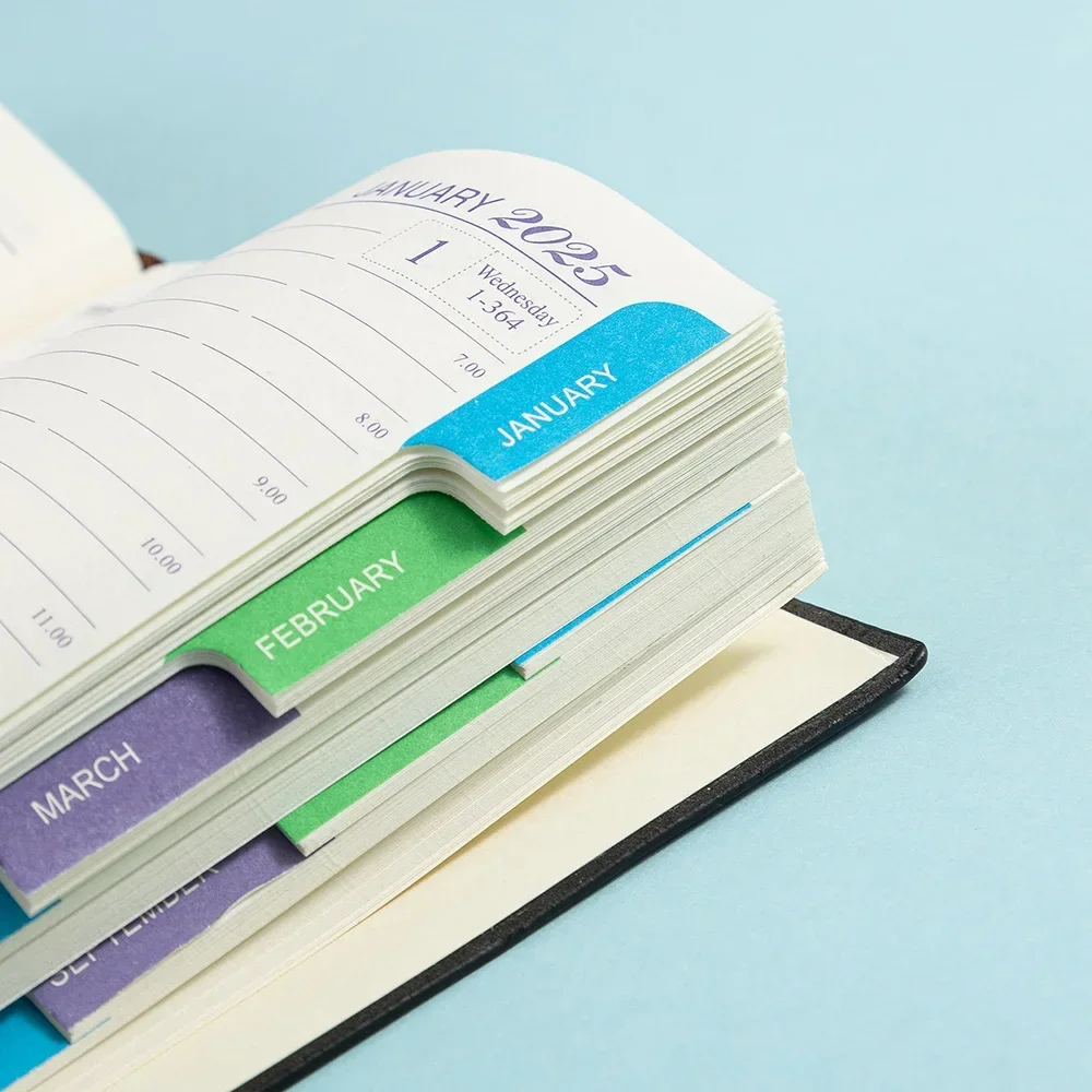 دفتر جدول غلاف 2025 مناسب جدًا لتخطيط تقويم مكتب المدرسة A5 للأعمال 365 يومًا