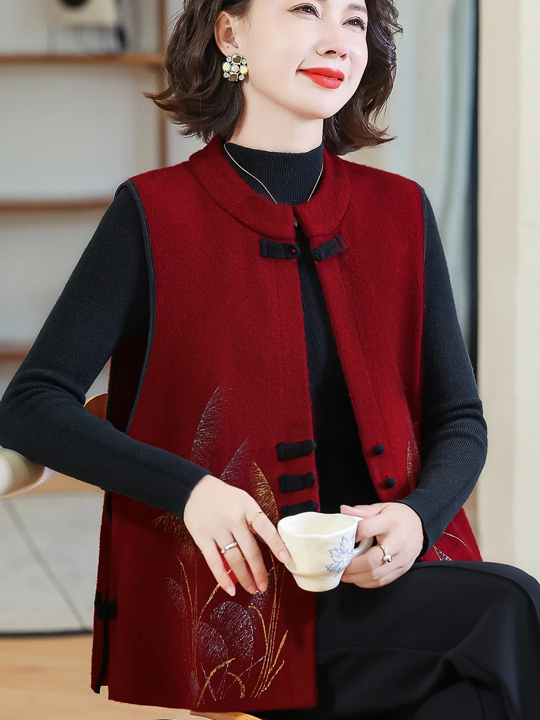 

Sli Вязаный жилет с китайской вышивкой, женский жилет среднего возраста и ли на пуговицах Svel Faion, верхняя одежда, вязаный открытый автомобиль...