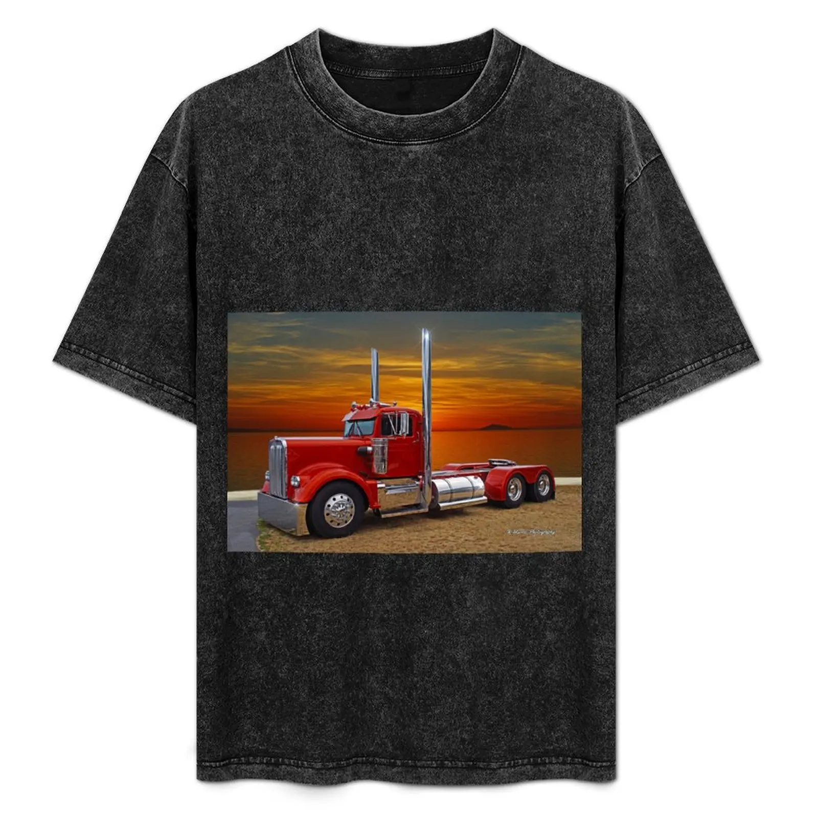 

Old Kenworth Day Cab T-Shirt Classic Crew Neck Cotton T-Shirt
