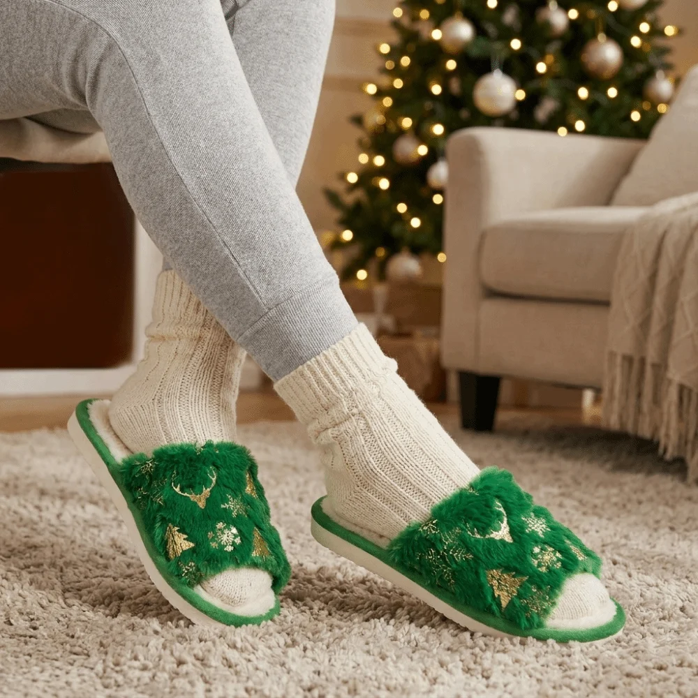 Elegant EVA Christmas House Slippers Plush Upper Soft Sole Fleece Lined Slippers Cozy Warm Open Toe Slippers Indoor