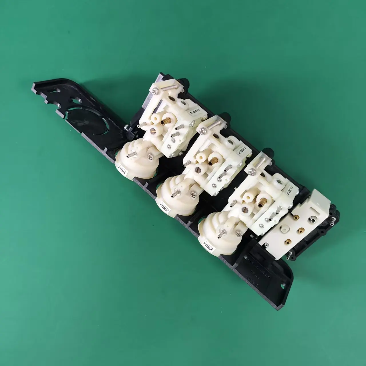 3-Piece Pneumatic Diaphragm Valve Set – Compatible with Sirona & FONA 1000S/2000L Dental Chairs